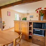 Holiday home Meuble De Tourisme Au Recoux